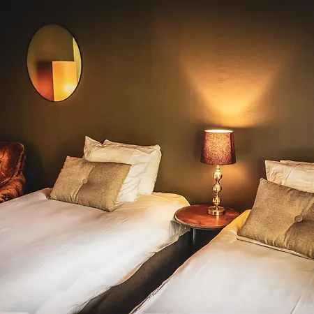 Sveitsin Maja Hotel 3*