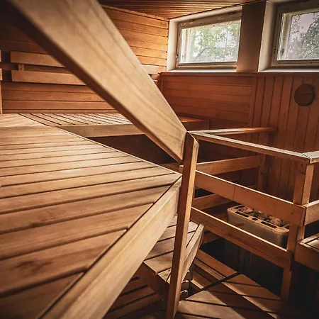 Hotel Sveitsin Maja Hyvinkää