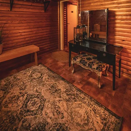 Hotel Sveitsin Maja 3*